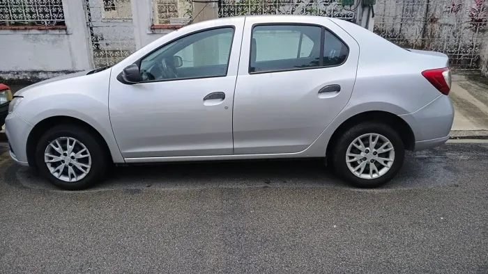 Renault Logan Life Flex 1.0 12V 4P Mec. 2021