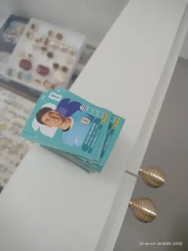 Kit Bafo 1000 figurinhas repetidas por 150 reais!