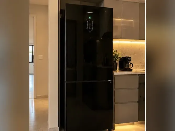 Geladeira Panasonic Black Glass 480L Inverter Frost