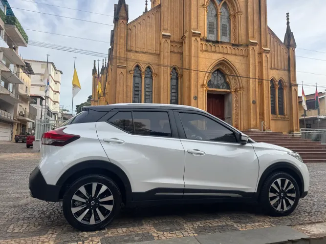 Nissan Kicks SV 1.6 16V Flexstar 5P Aut. 2020