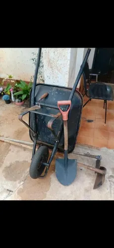 Vendo ferramentas
