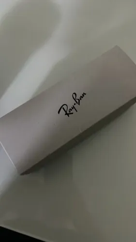 ÓCULOS DE SOL - Ray-Ban - Modelo 4437L