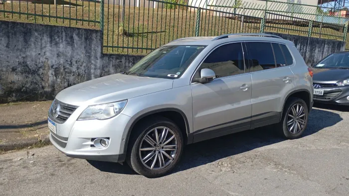 Volkswagen Tiguan 2.0 TSI 16V 200cv Tiptronic 5P 2011