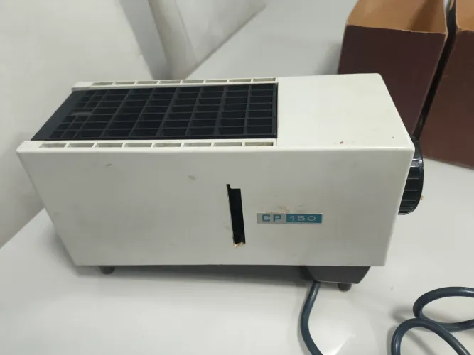 Projetor Antigo CP 150