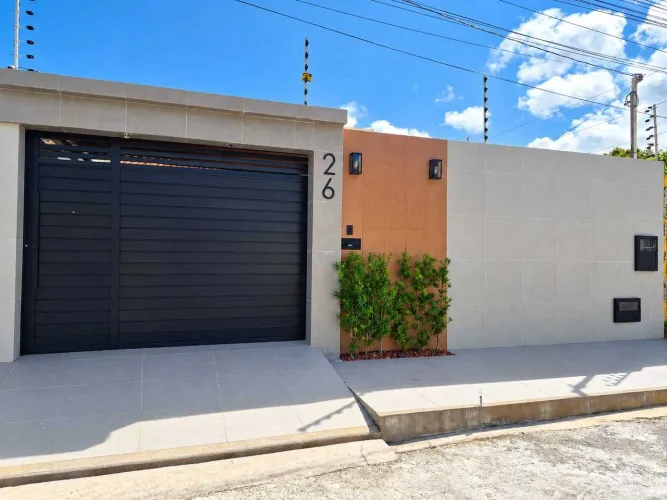 CASA NA ARUANA - M.CC - LESTE - LOT. FRANCO FREIRE - VENDA [35191]