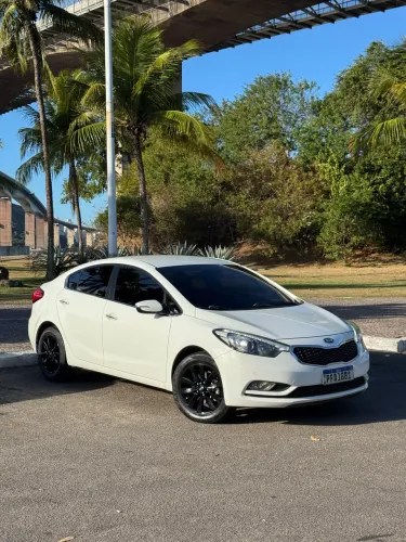 Kia Motors Cerato 1.6 16V Flex Aut. 2015