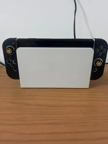 Nintendo Switch Oled - Desbloqueado