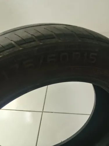 Pneus aro 15