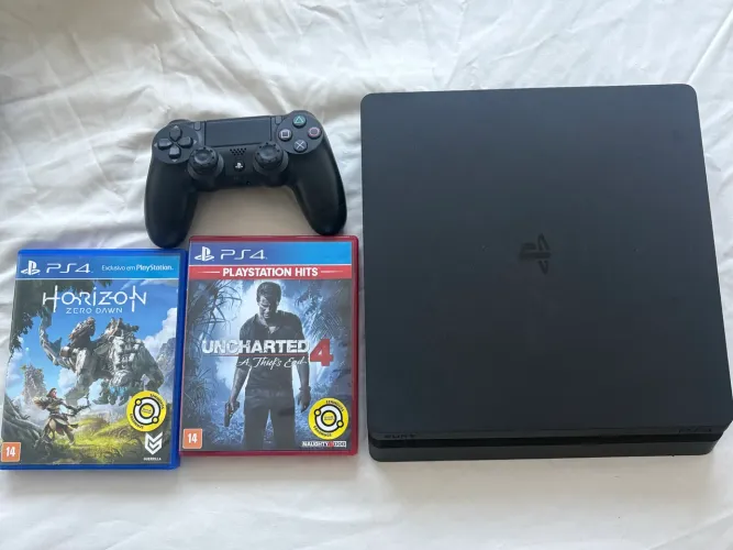 PS4 SLIM 500GB - 1 controle + 2 jogos