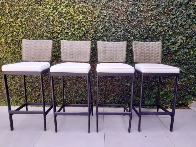 Banquetas Mestre Artesão 