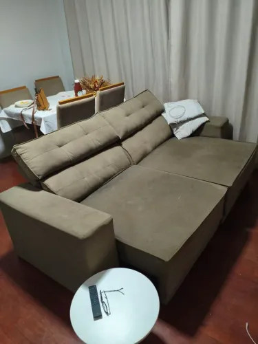 Sofá bege 2,30M, aberto 1,60m retrátil reclinável