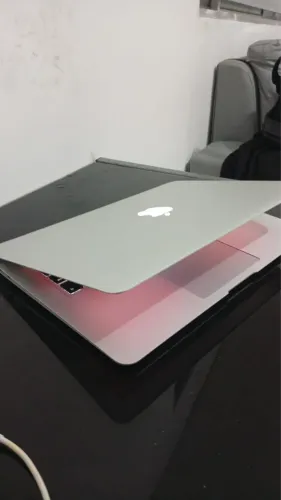 MacBook Eir