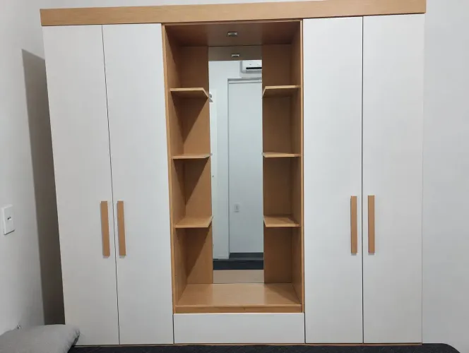 Guarda-roupa