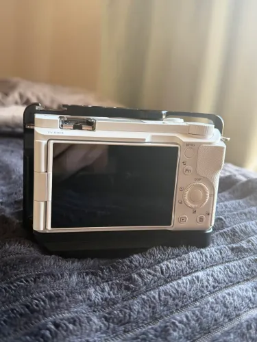 Sony Zve10 MK2 com lente 6 meses de uso