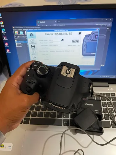 Camera Canon T5 