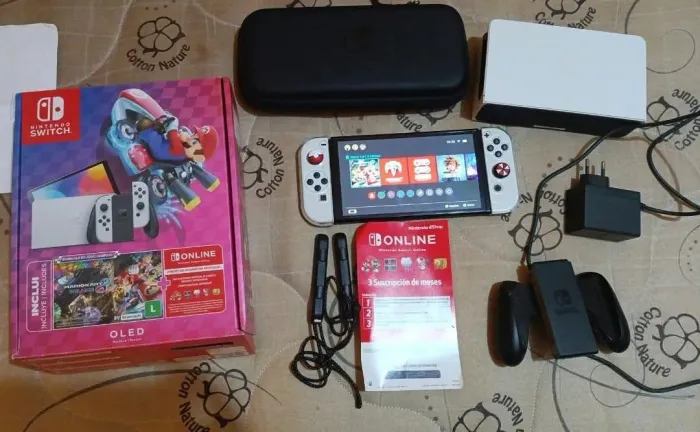 Nintendo Switch Oled branco + acessórios 