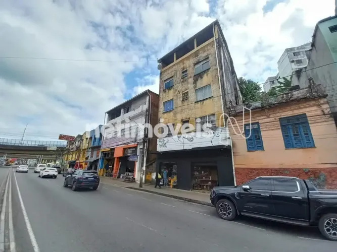Apartamento 2 Quartos à Venda na Baixa dos Sapateiros