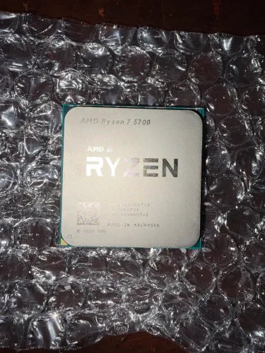 Processador Ryzen 7 5700 AM4 - está faltando dois pinos porém da vídeo