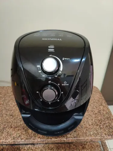 Fritadeira elétrica Air Fryer Mondial 3,5L Inox Perfeito Estado