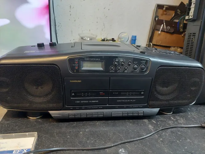 Rádio CD player Samsung RCD-1300