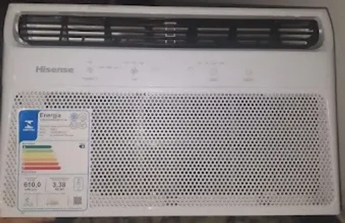 Ar-Condicionado de Janela Hisense 10.000 BTUs - Frio - Excelente Estado