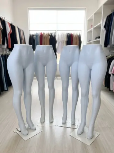 Lote 4 Manequins Pernas / Quadril Feminino Branco com Base para Loja