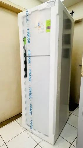 - ? Oportunidade! Geladeira Consul CRM44MB ? GARANTIA DE UM ANO DE FABRICA