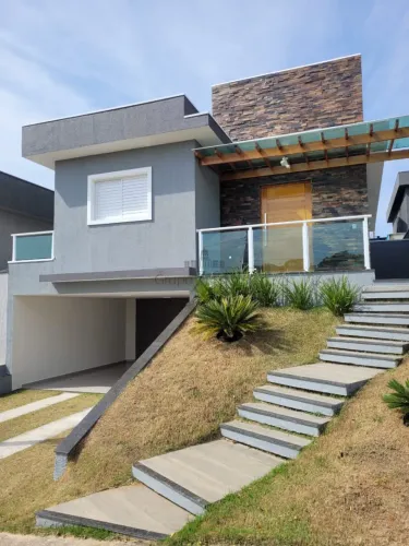 Oportunidade - Casa em Condomínio - Condomínio Residencial Fogaça - Jacareí - 3 Dormitório