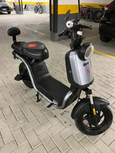 Bee U1S Scooter Elétrica