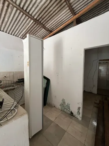 VENDE-SE TERRENO