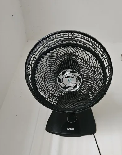 Ventilador Arno turbo 40 cm ventilador todo bom sem defeito nenhum