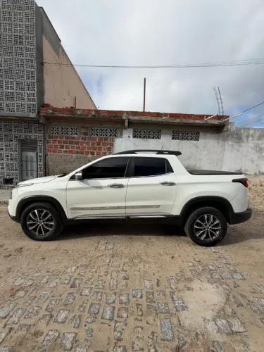 Fiat Toro Freedom Road 1.8 16V Flex Aut. 2018
