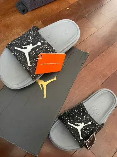 chinelo Jordan Jumpman Slide ?Black Cement? 
