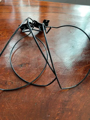 Suporte para bonés