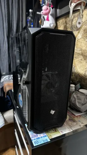 Pc gamer i5 10400f + RTX 2060 super + 16 gb ram