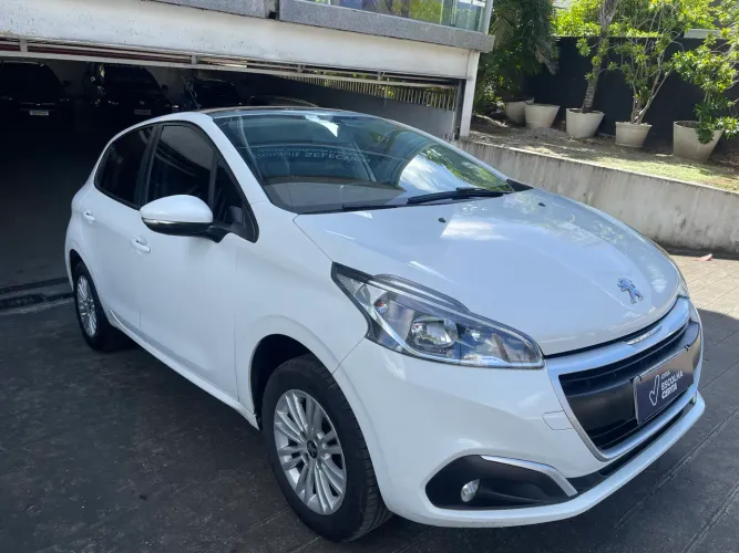 Peugeot 208 Allure 1.2 Flex 12V 5P Mec. 2019