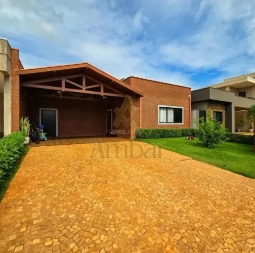 Venda de Casas / Condomínio na cidade de Ribeirão Preto