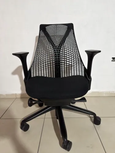 Herman Miller Sayl completa 2021 