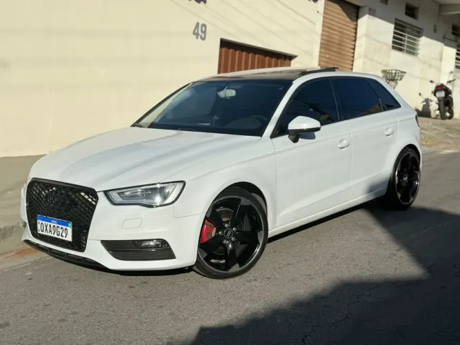 Audi A3 Sportback 1.8 16V TFSI S-tronic 5P 2014