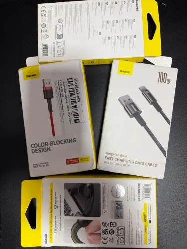 Acessórios para celular e informática