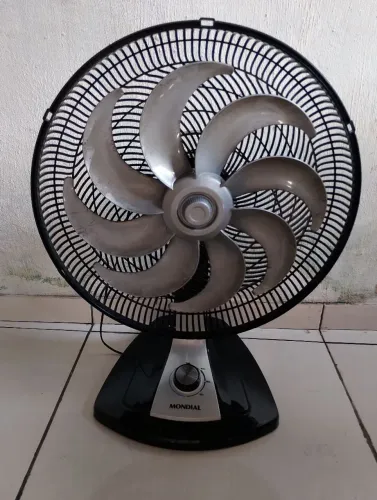 Vende-se ventilador de mesa
