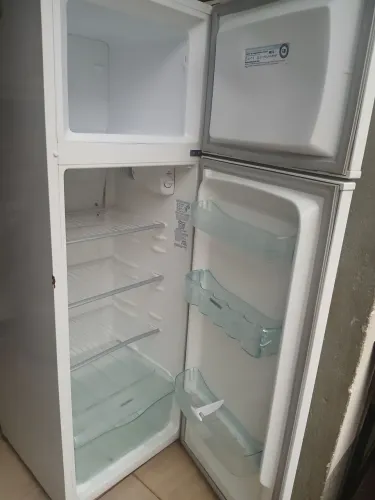 Geladeira eletrolux 
