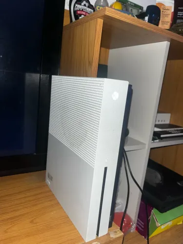 Xbox One S 1tb