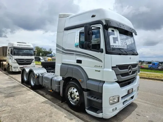 Mercedes Benz Axor 2544 6x2 Ano 2021 Teto Alto Automático Euro 5 Suspensão de mola