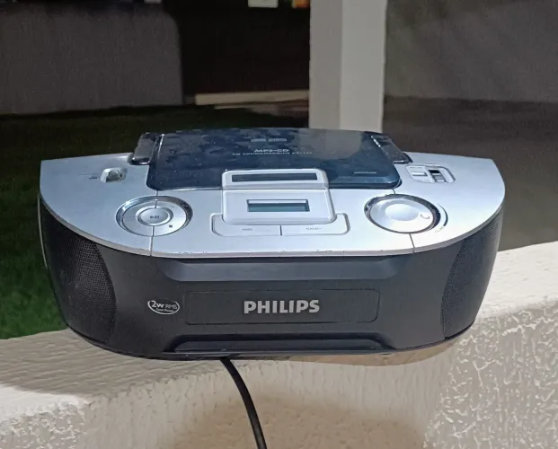Som Philips (só funciona o rádio)
