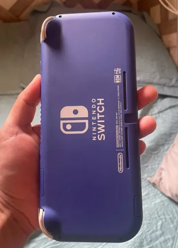 NINTENDO SWITCH LITE