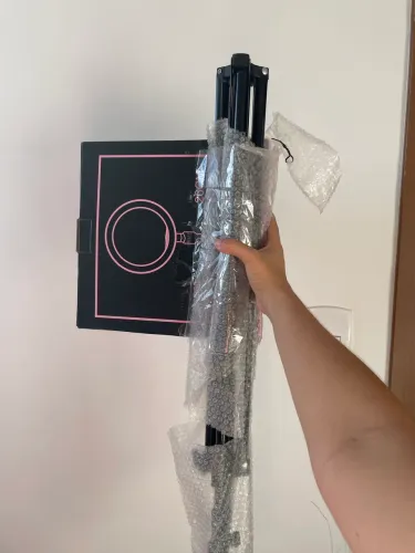 Ring Light 26cm com Tripé - NOVO / NUNCA USADO - R$ 85