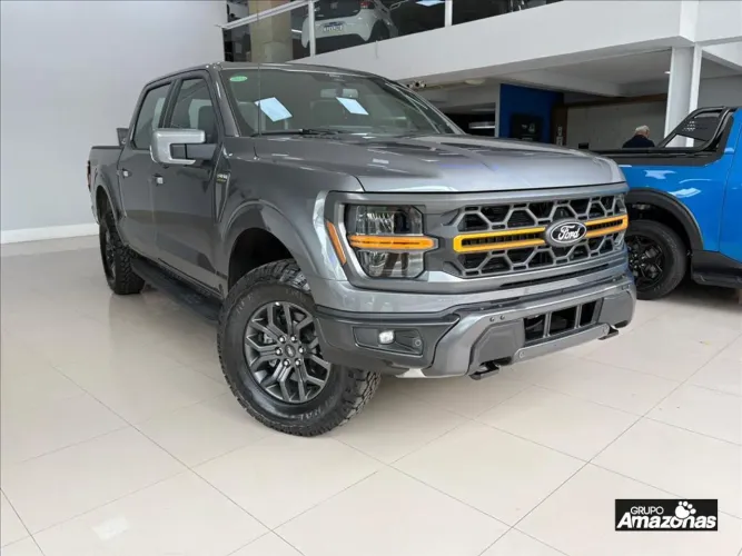 Ford F-150 Tremor 4X4 5.0 V8 2025