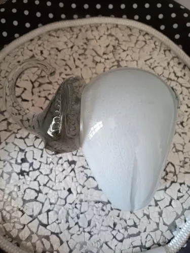 Vendo Escultura na forma de elefante em vidro de murano com interior branco. Leia.