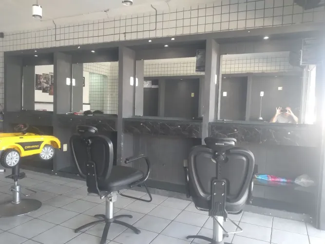 Vendo espelhos prá barbearia, salão de beleza 